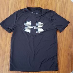 Under Armour Kids Boys workout shirt